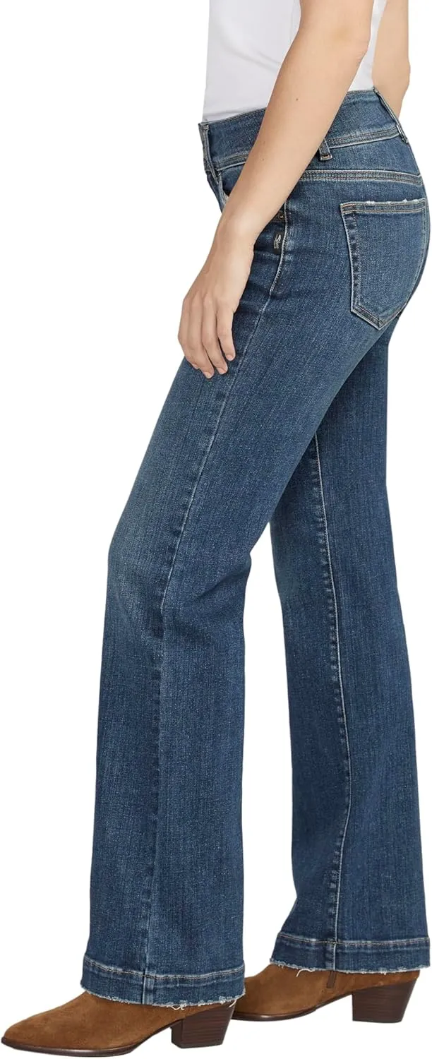Silver Jeans Co. Women's Suki Mid Rise Curvy Fit Trouser Leg Jeans